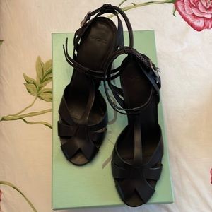 VOZ 8 m black leather sandal